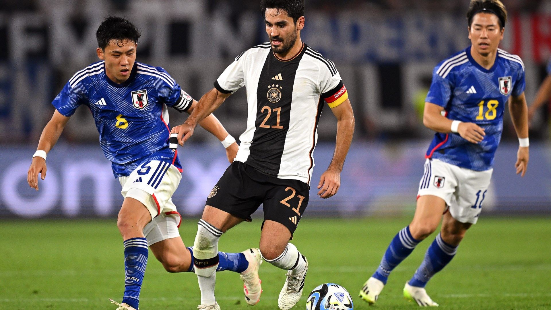 Ilkay Gundogan & Wataru Endo