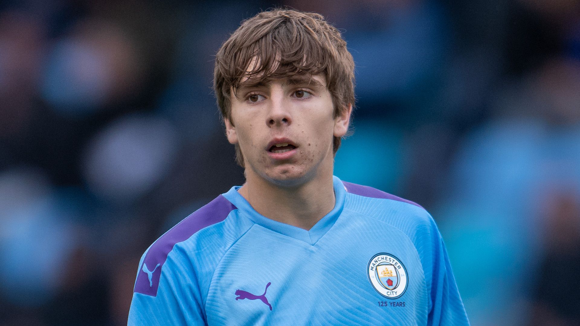 Adrian Bernabé Manchester City