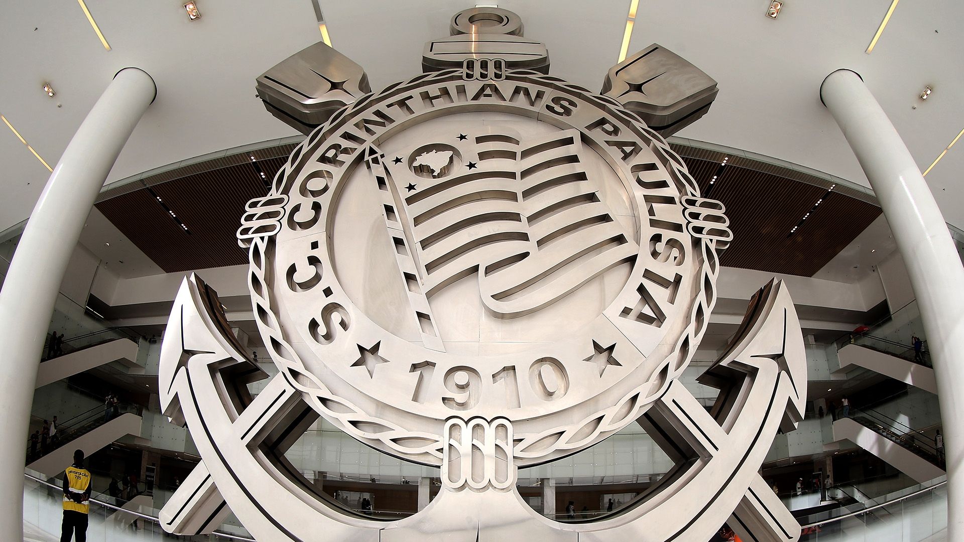Corinthians escudo na Arena, institucional