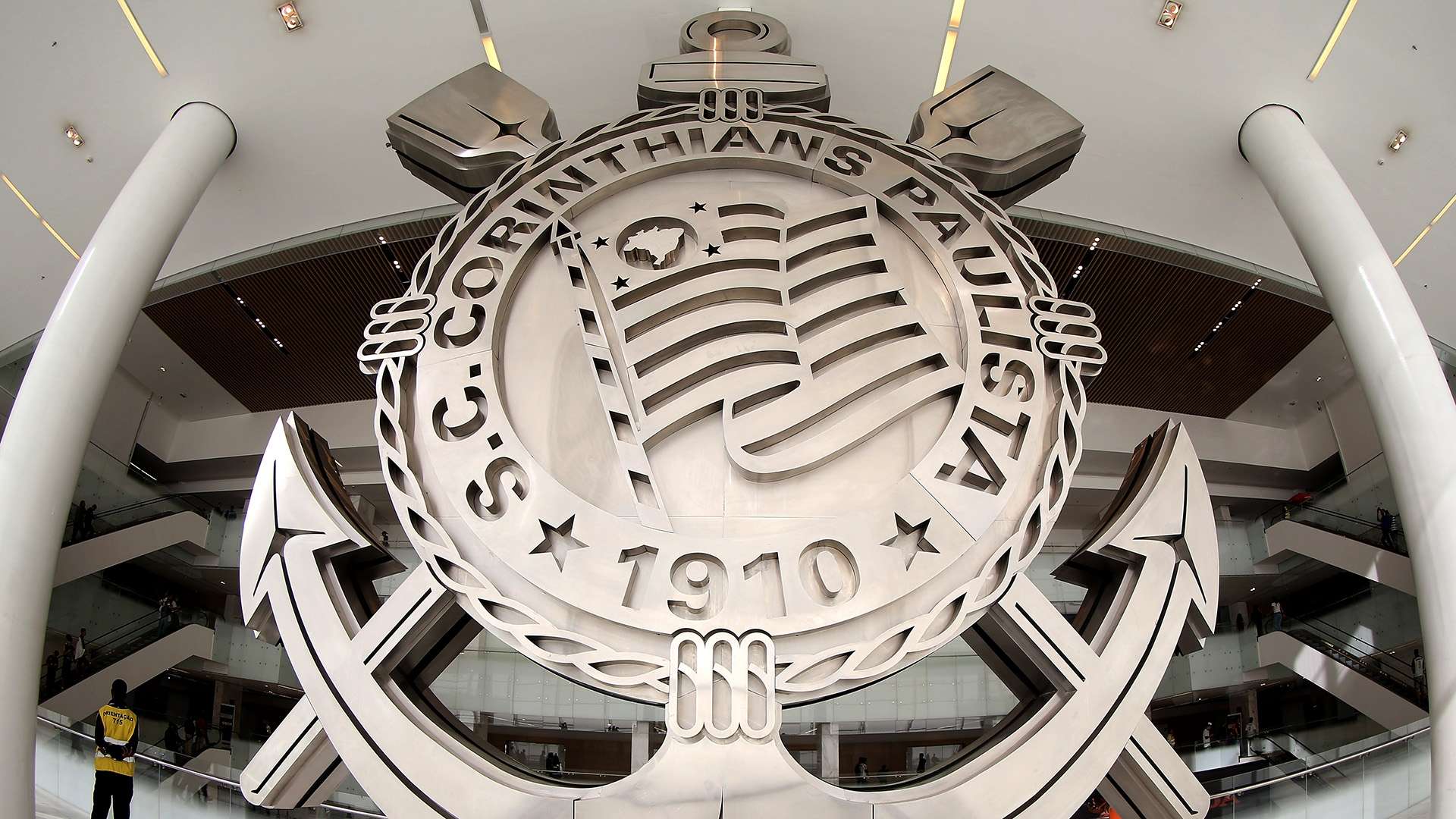 Corinthians escudo na Arena, institucional