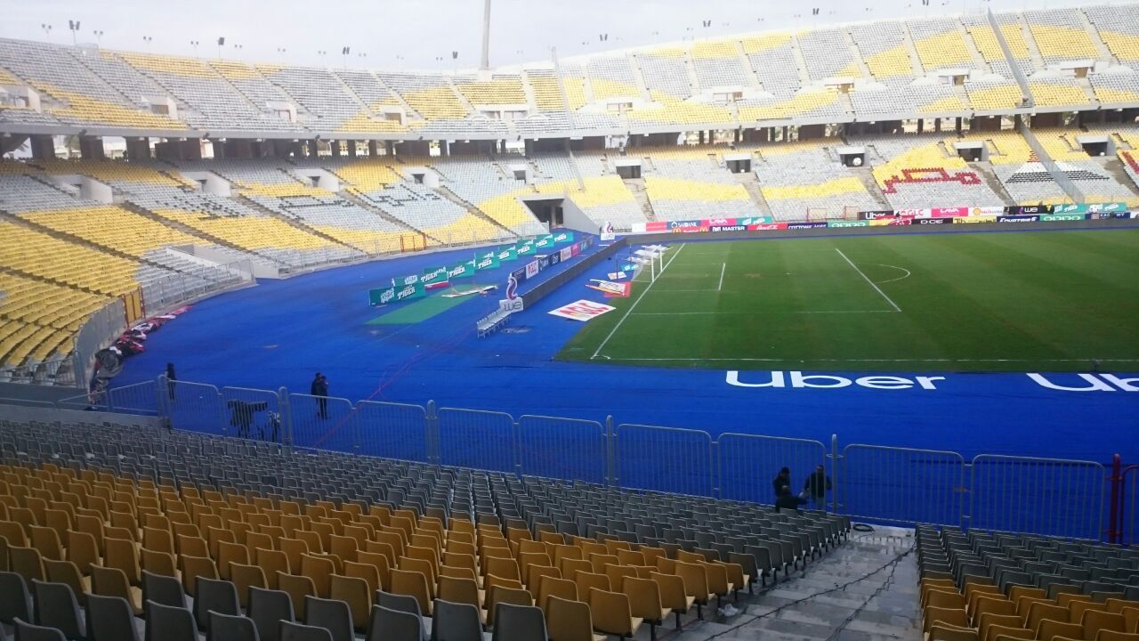 ملعب برج العرب