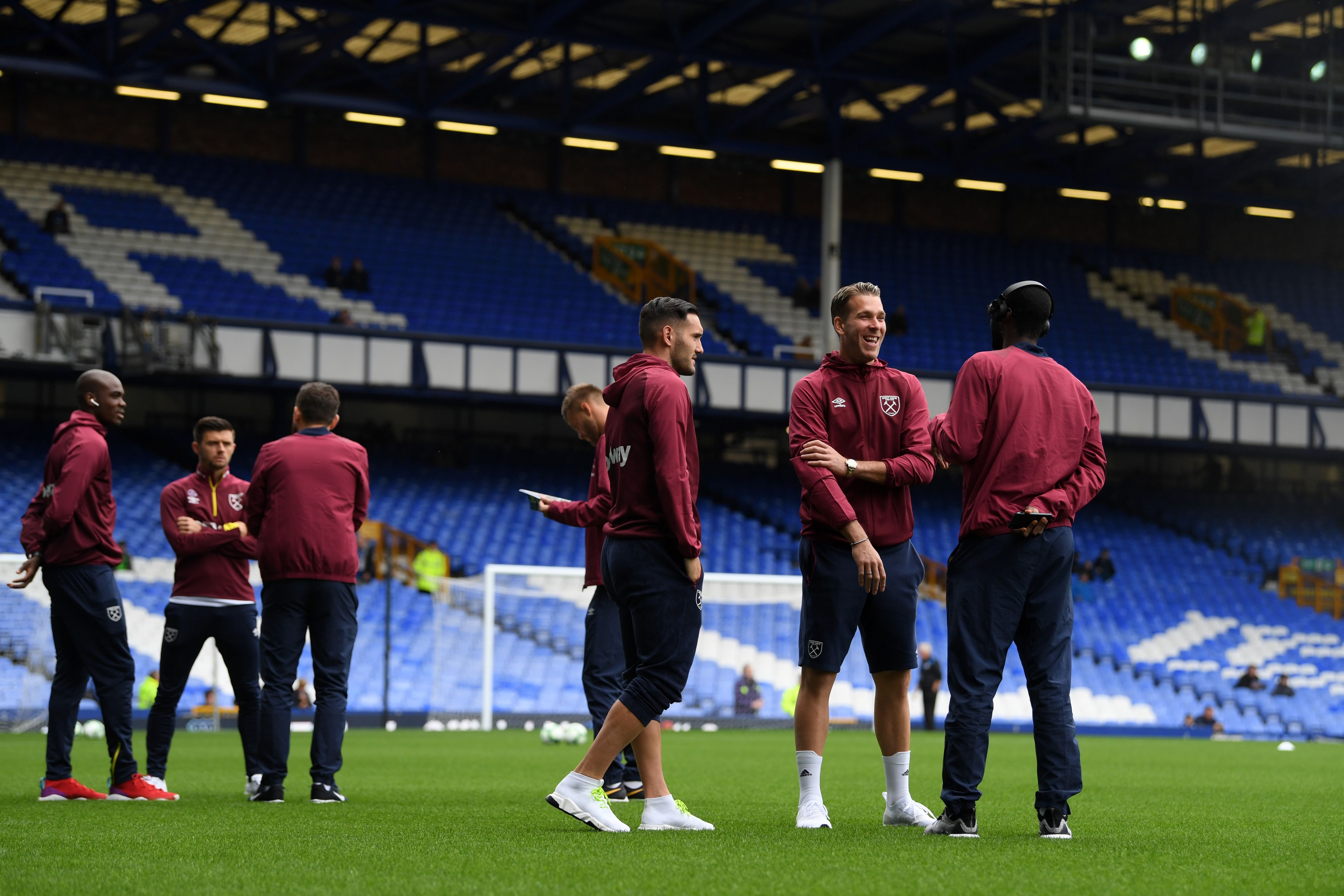 Lucas Perez VS Everton