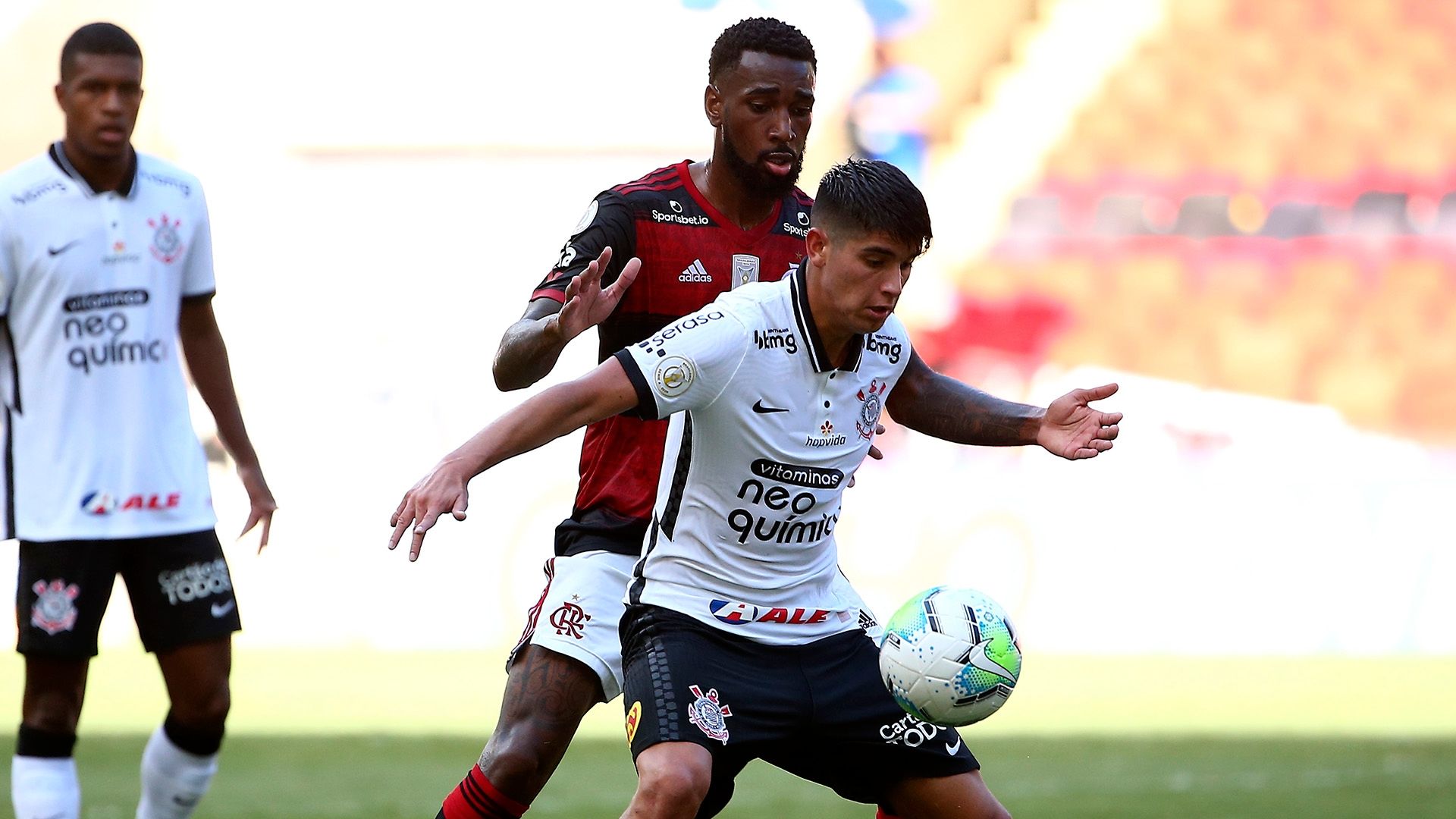 Araos e Gerson Flamengo Corinthians Brasileirão 14022021