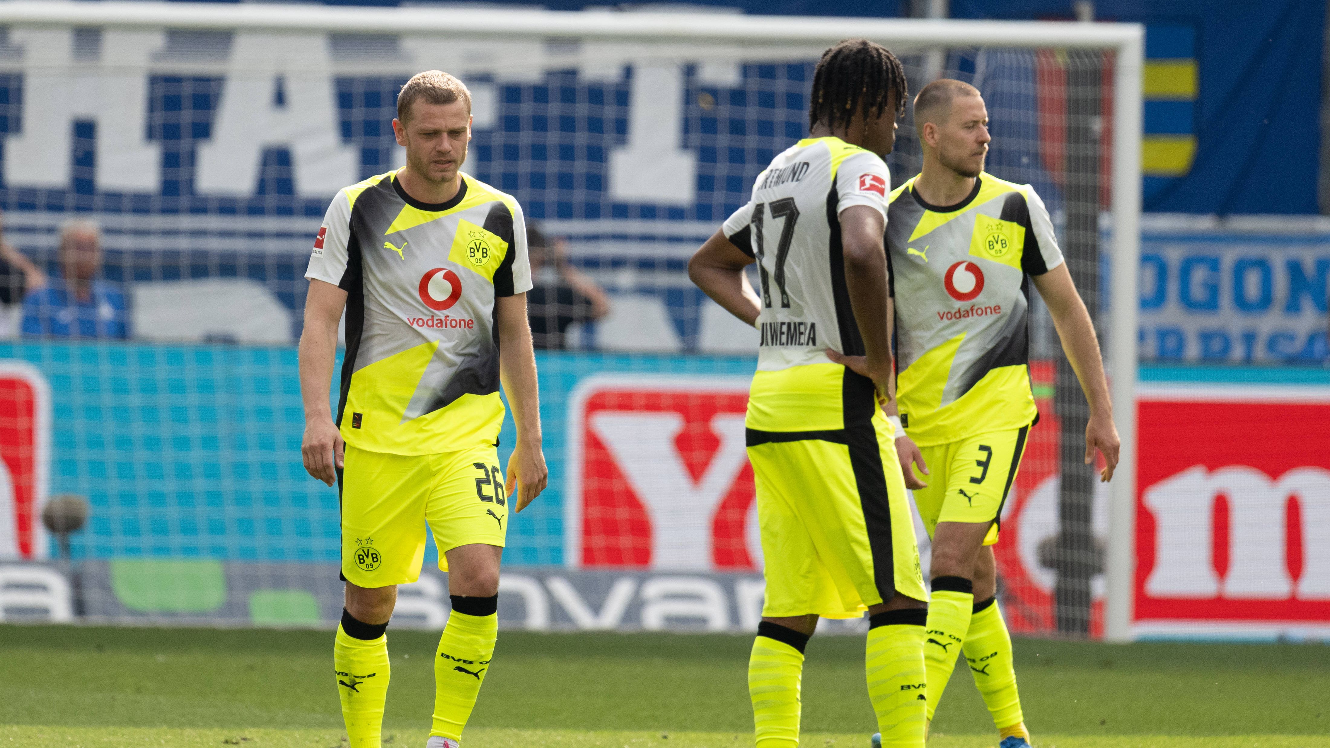 Julian Ryerson (Borussia Dortmund, 26), Carney Chukwuemeka (Borussia Dortmund, 17), Waldemar Anton