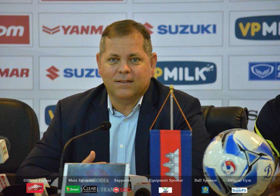 HLV Mai Đức Chung trả lời họp báo trưa 10/9 cùng ĐTQG