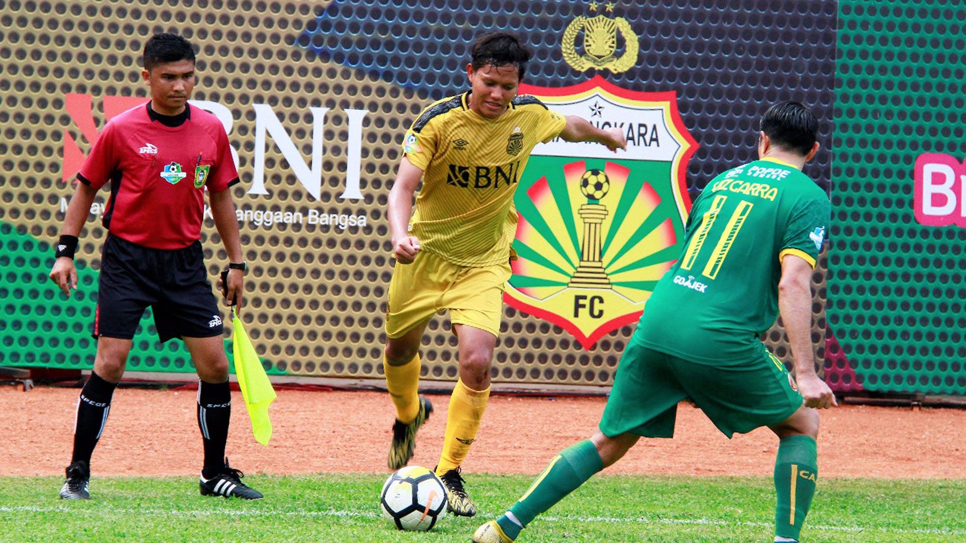 Adam Alis - Bhayangkara FC