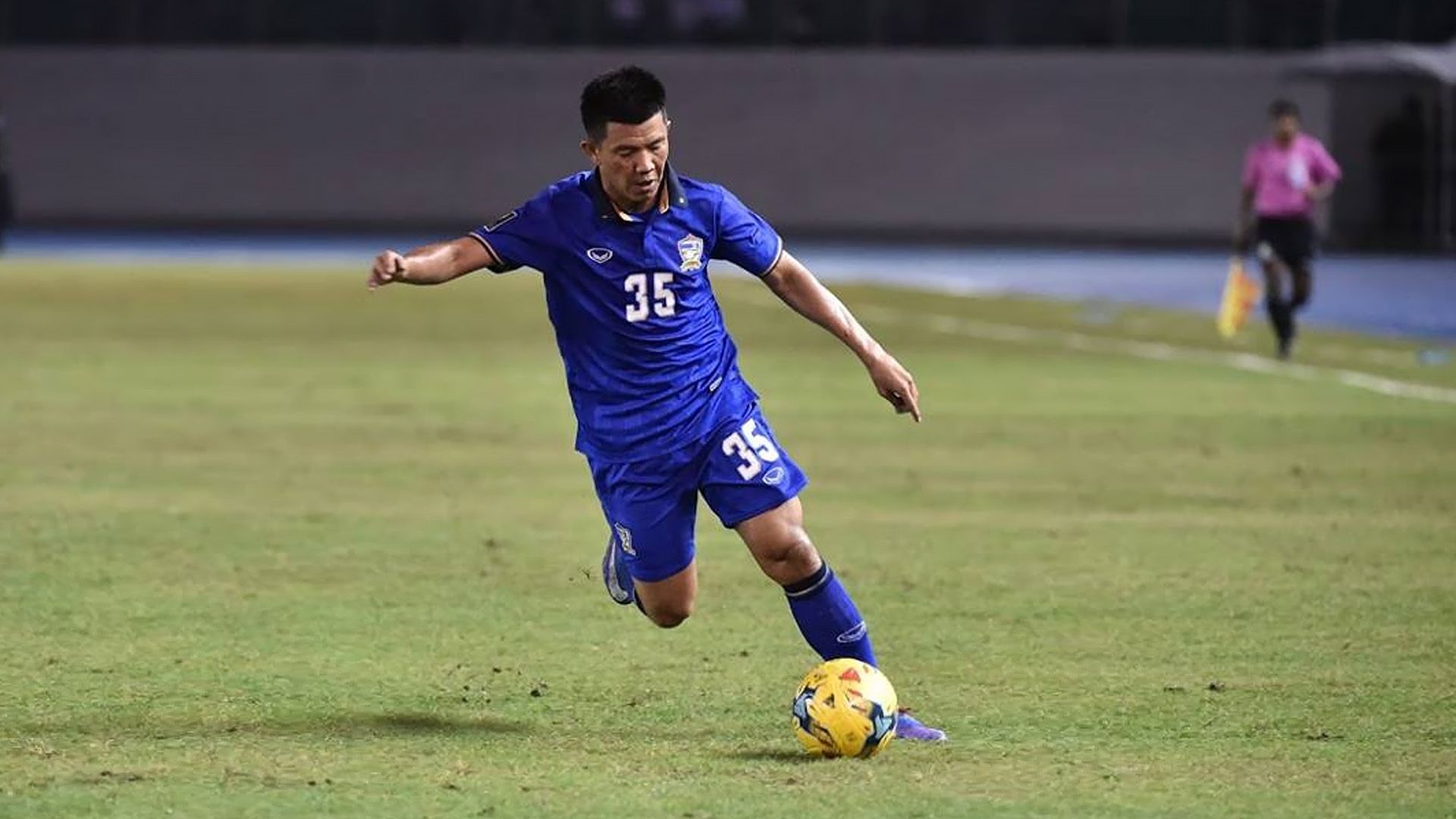 35 ประกิต ดีพร้อม