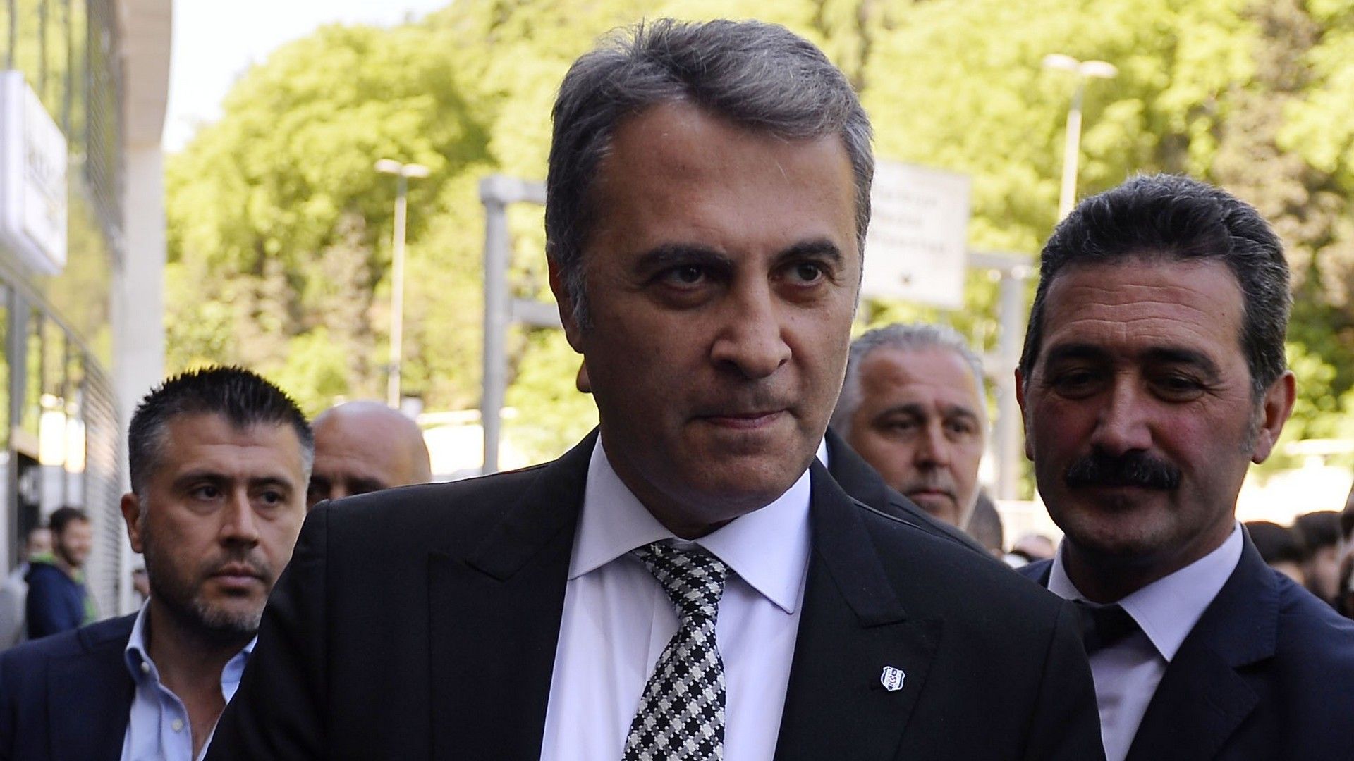 Fikret Orman