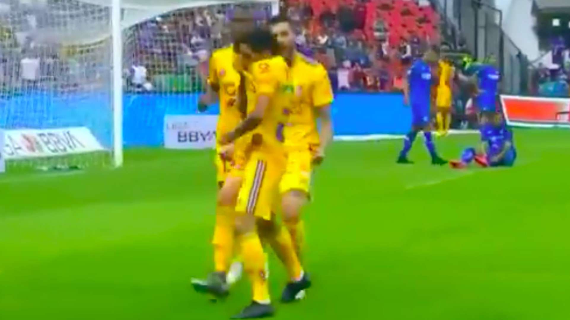 Javier Aquino Tigres