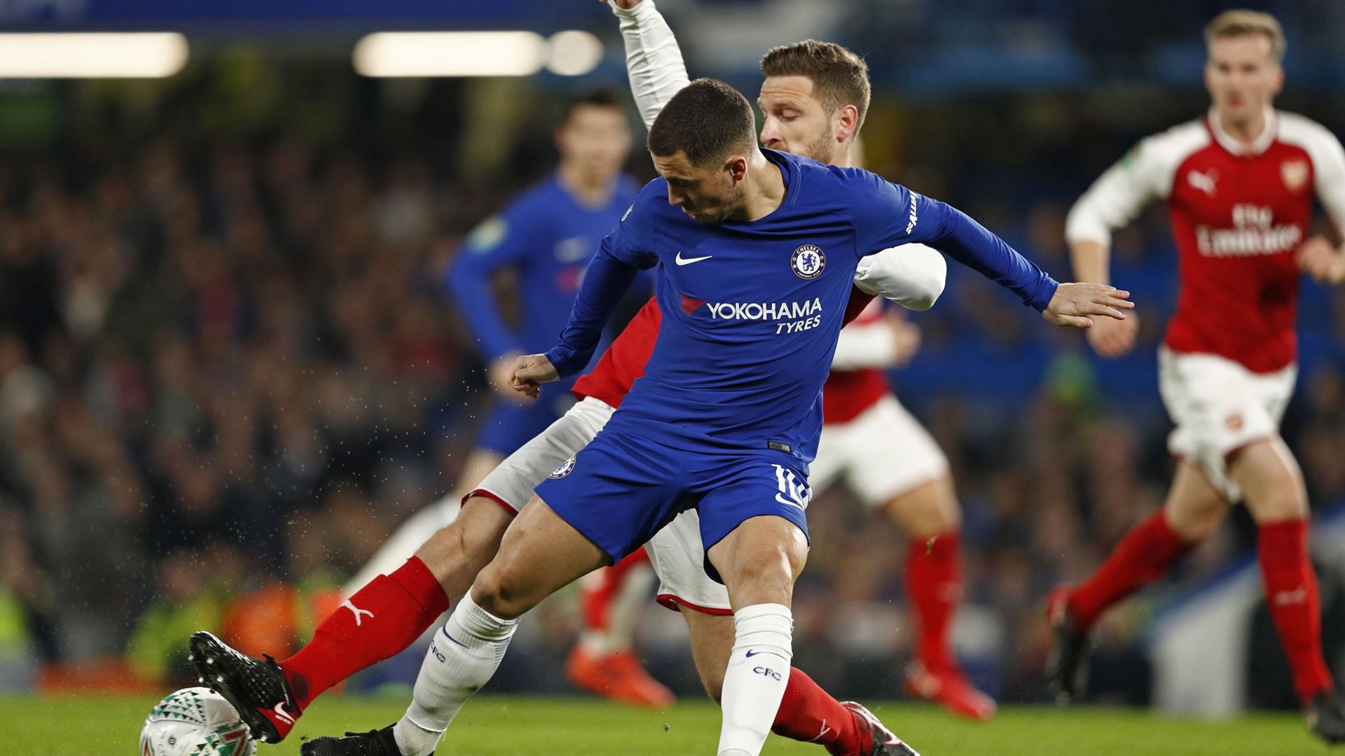 Hazard Mustafi Arsenal Chelsea Carabao Cup 01102018