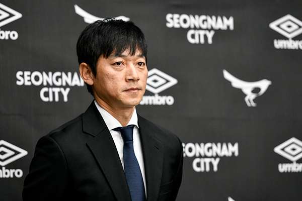 김남일 성남 감독