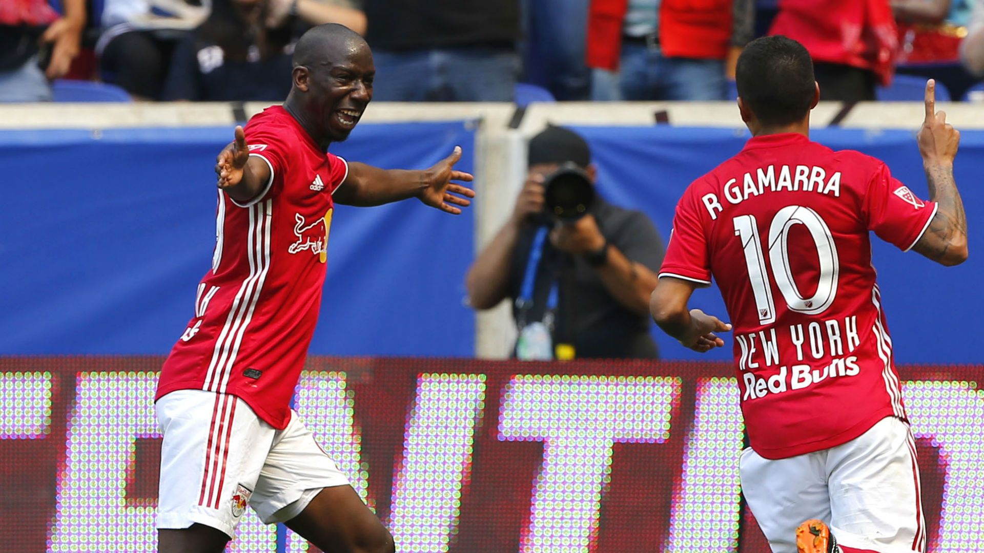 Alejandro Romero Gamarra Wright-Phillips New York Red Bulls MLS