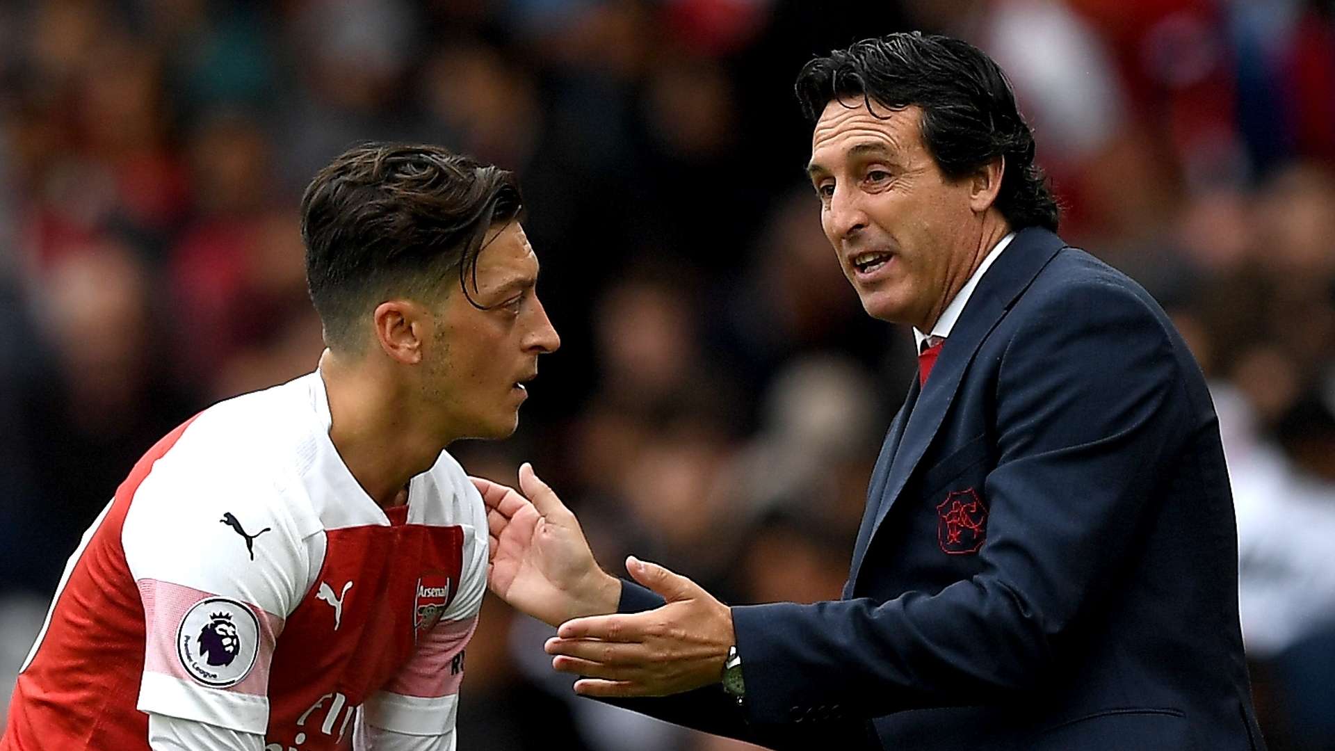 Mesut Ozil, Unai Emery, Arsenal