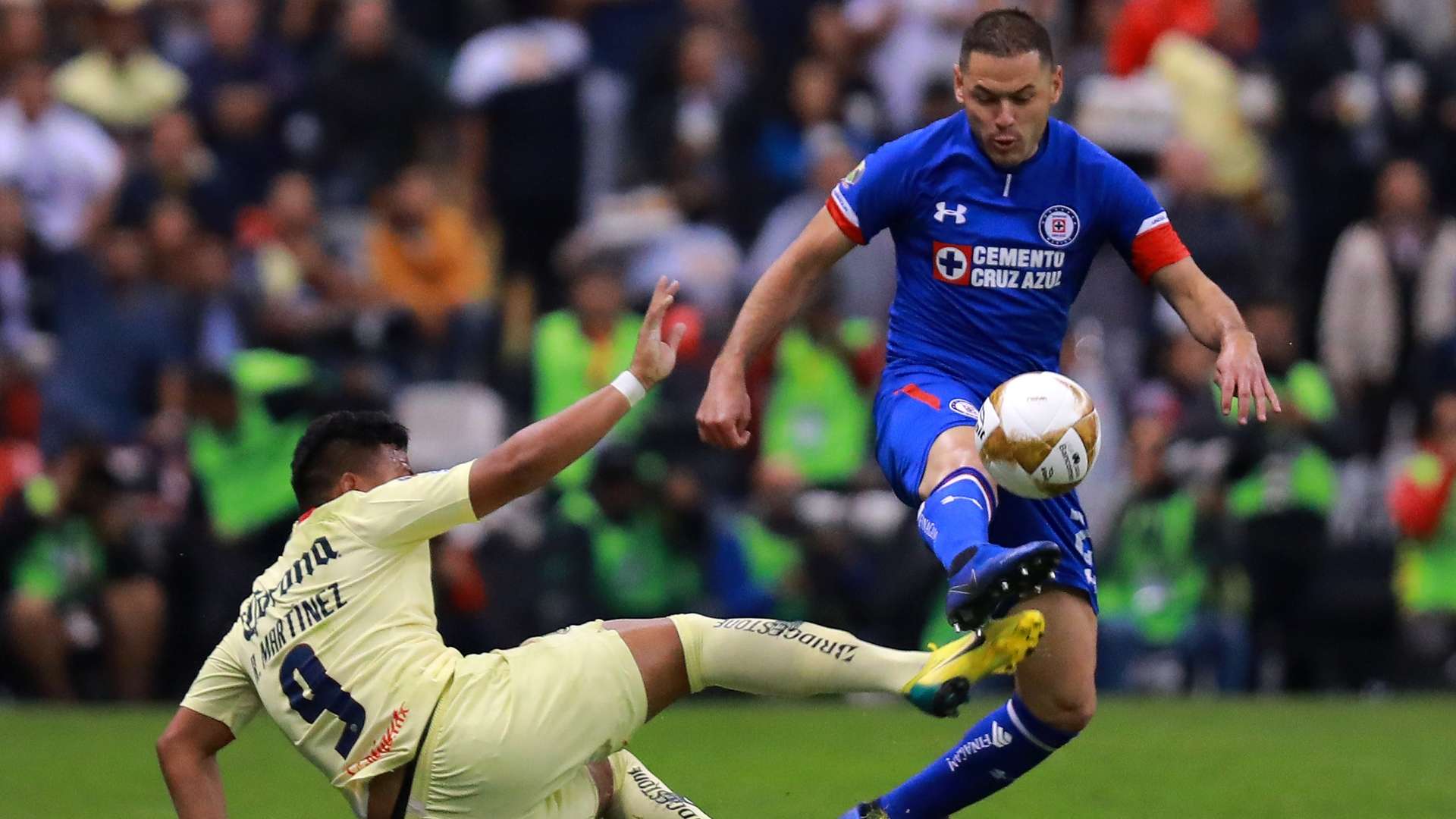 Pablo Aguilar Cruz Azul