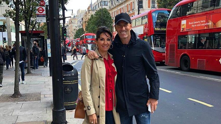 Zinedine Zidane faz turismo por Londres