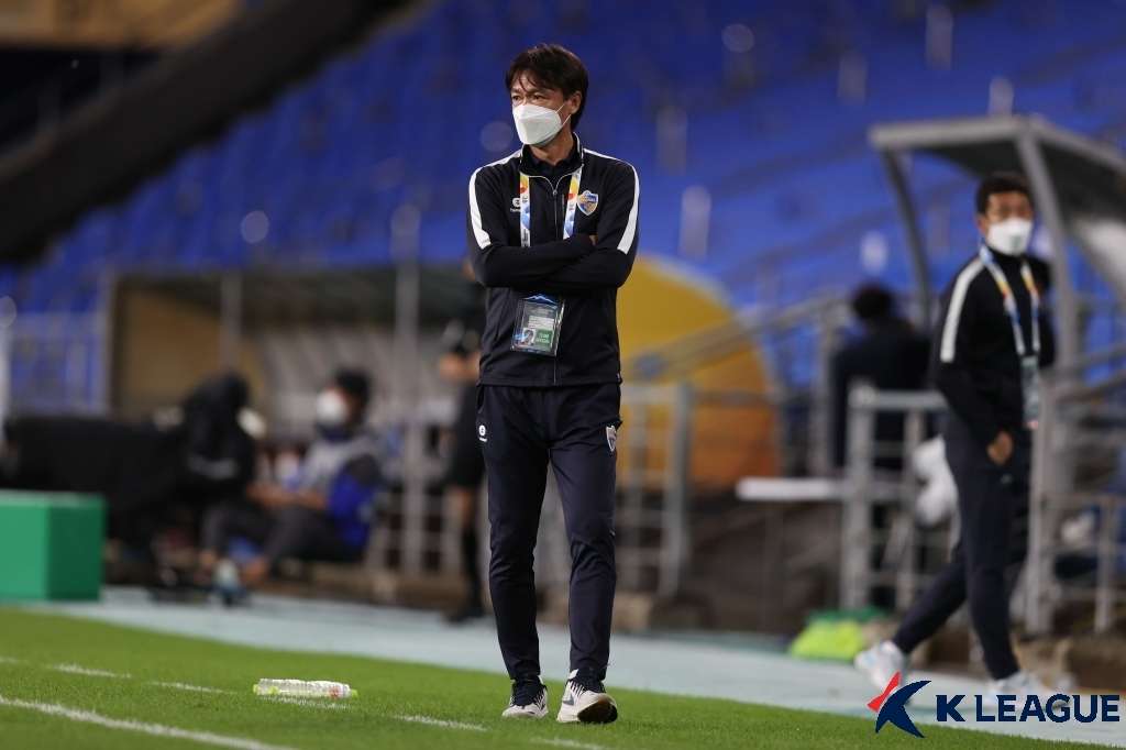 울산 홍명보 감독