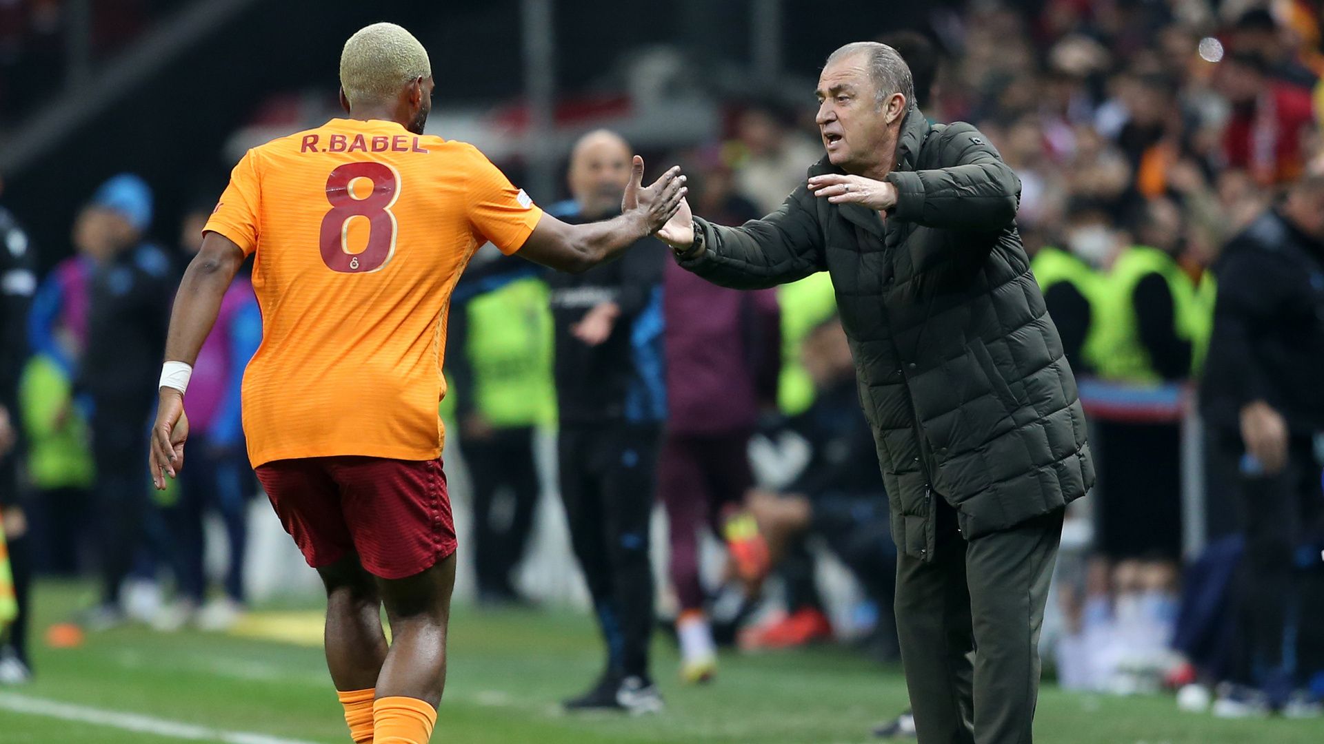 Galatasaray vs Marsilya. 11.25.2021