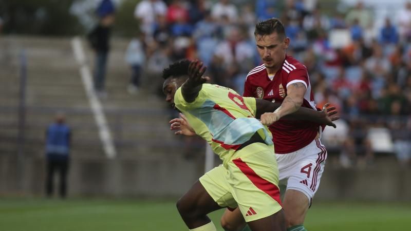 Szabó Alex és a spanyol Samuel Omorodion - Magyarország - Spanyolország