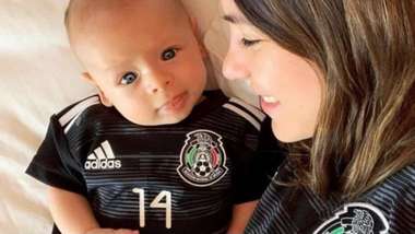 Noah hijo Chicharito Sarah Kohan