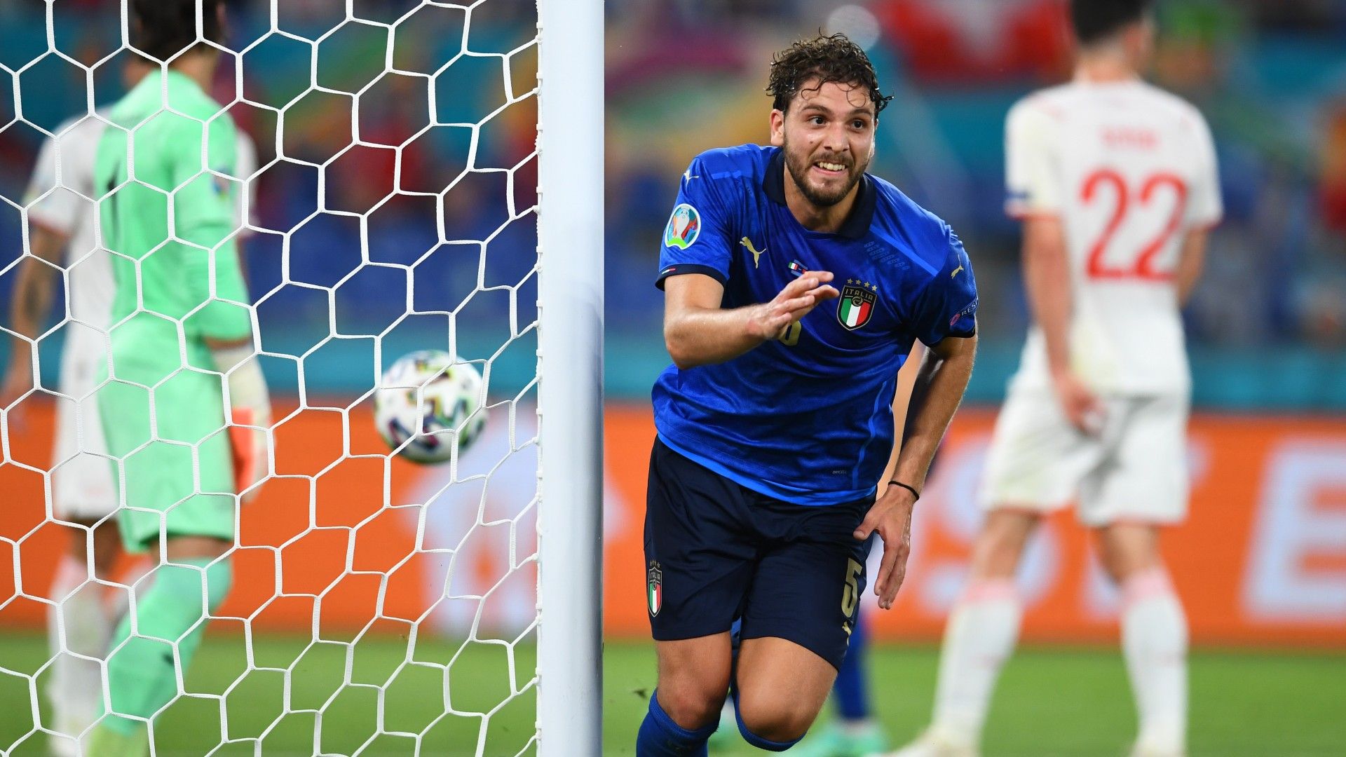 Manuel Locatelli Italy Euro 2020