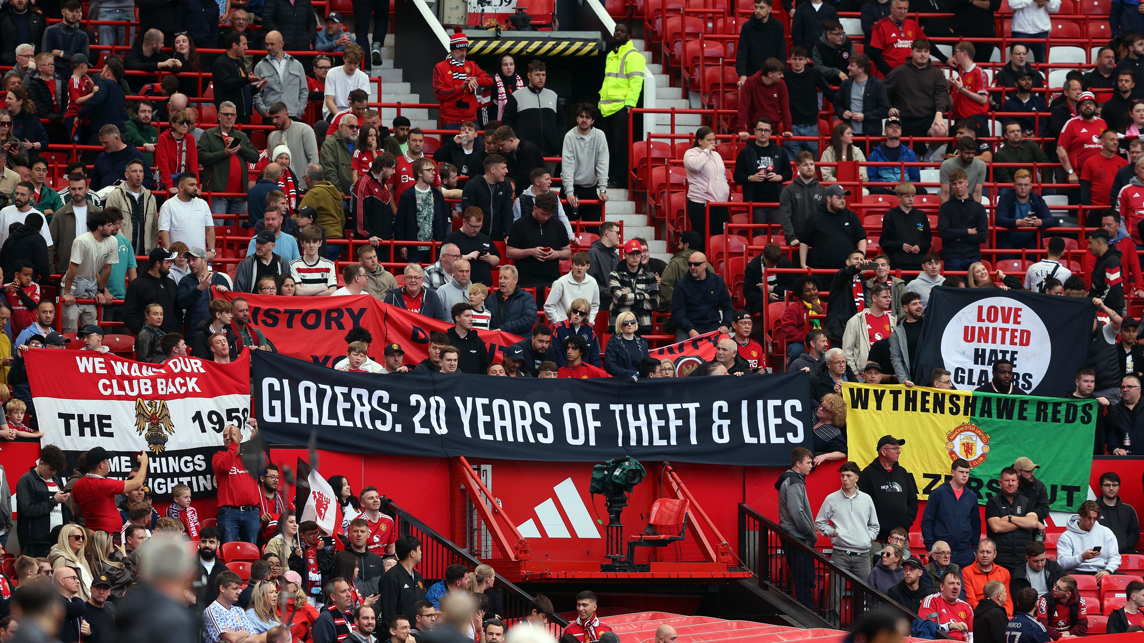 Man United fan protests