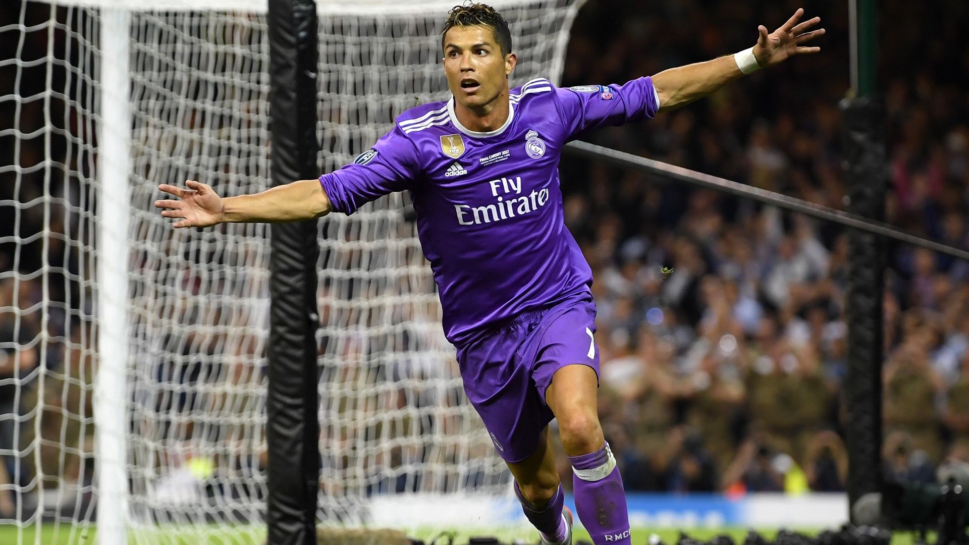 CristianoRonaldo - Cropped