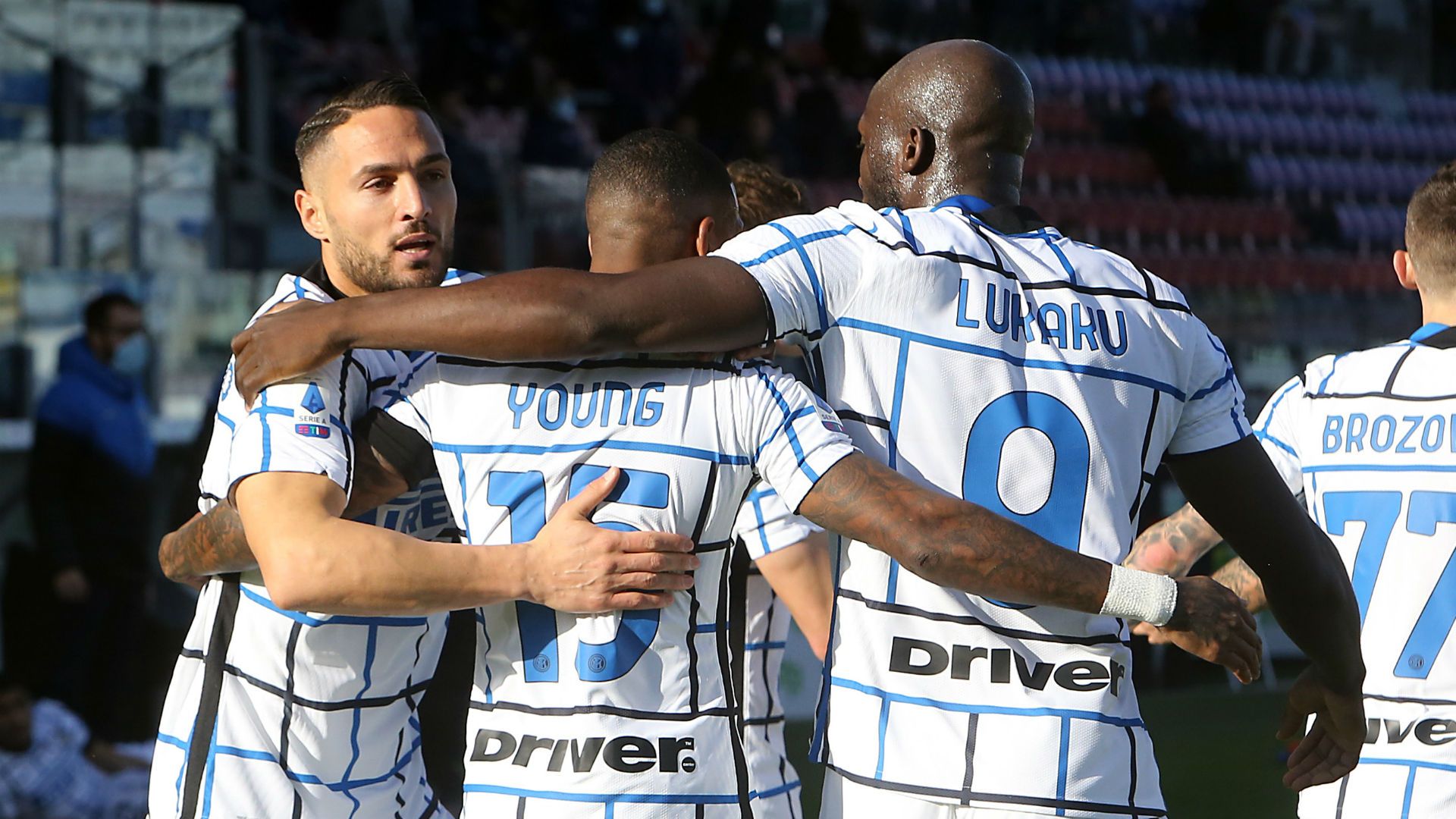 Cagliari Inter celebrating Serie A