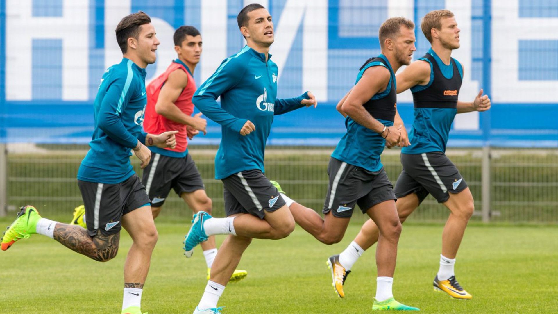 Sebastian Driussi Leandro Paredes Zenit 11072017