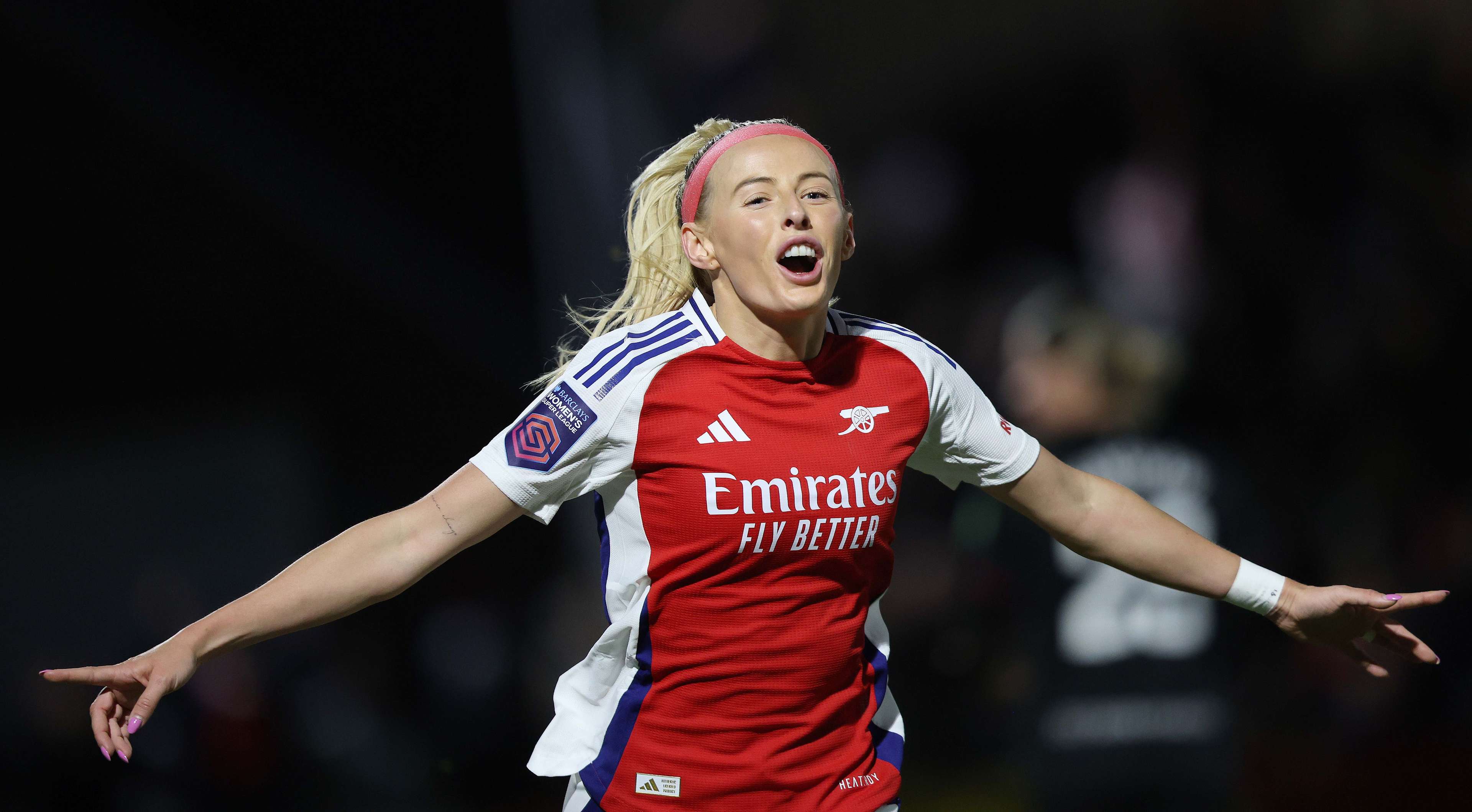 VIDEO: What a finish! Lionesses star Chloe Kelly bags brilliant first goal since returning to Arsenal in thrilling clash against West Ham | Goal.com UK