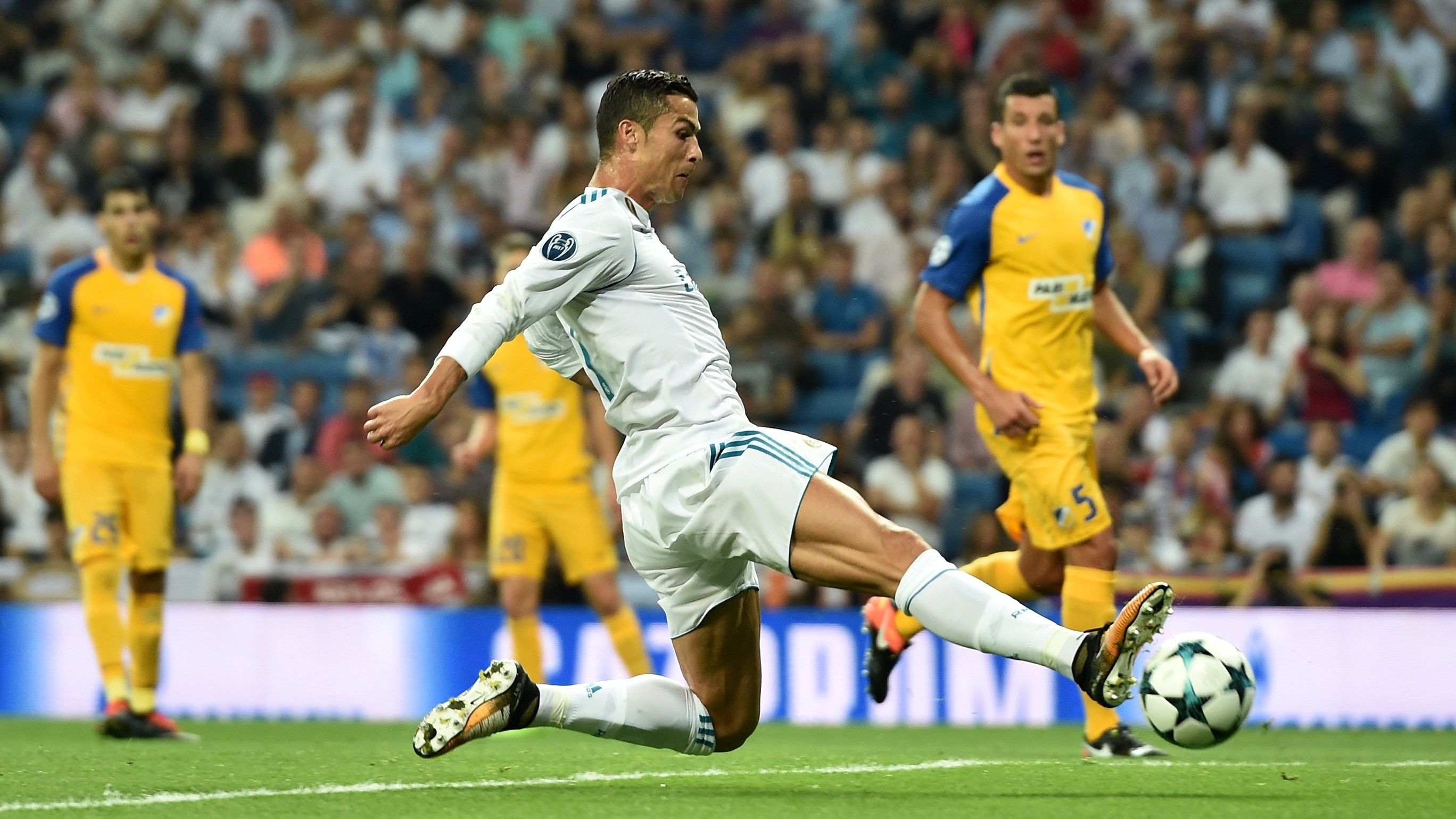 Cristiano Ronaldo Real Madrid APOEL Champions League 13092017