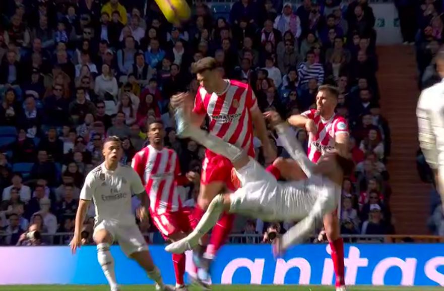 Roja a Sergio Ramos Real Madrid Girona