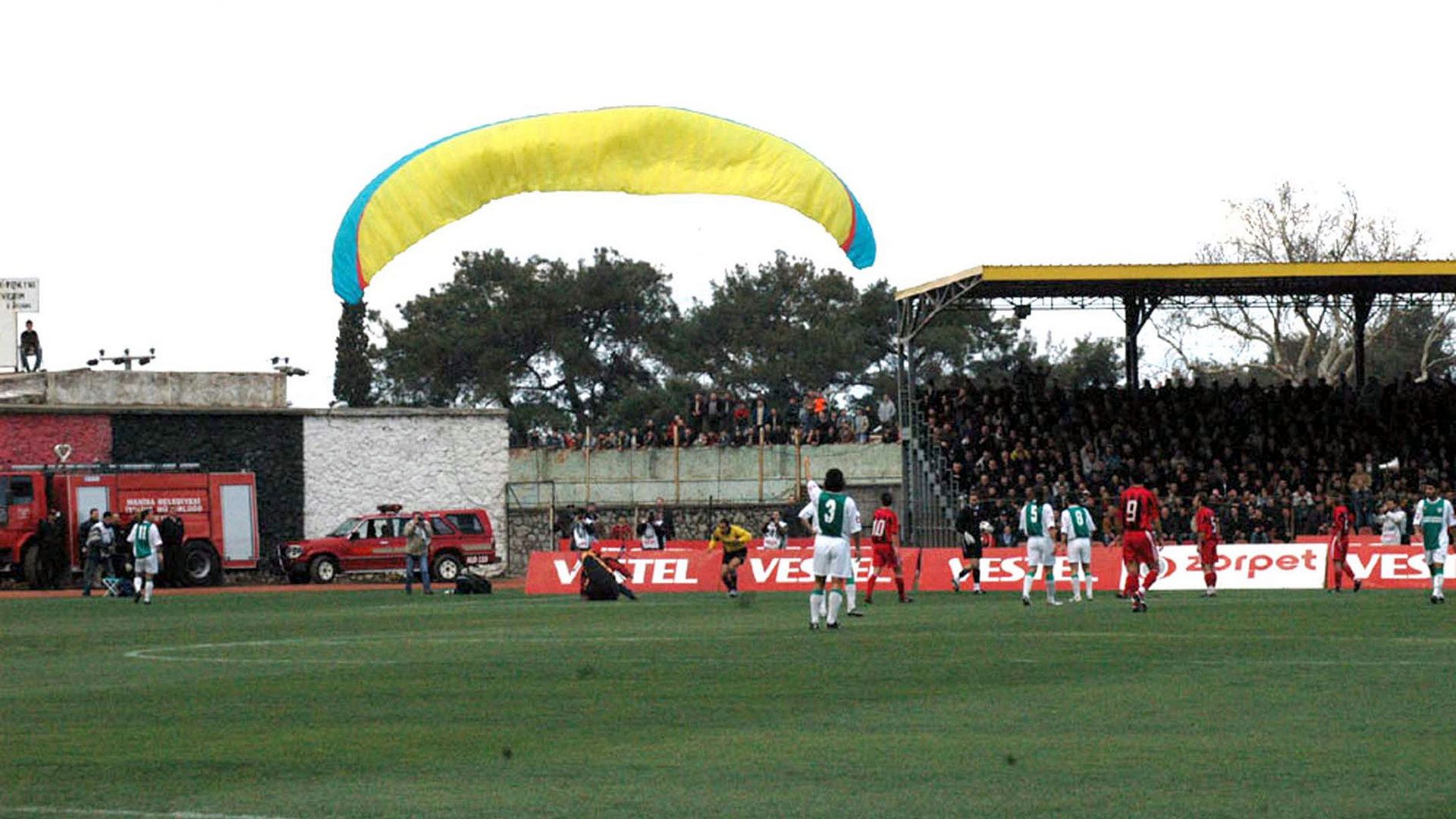 Manisaspor vs Bursaspor. 01.31.2005