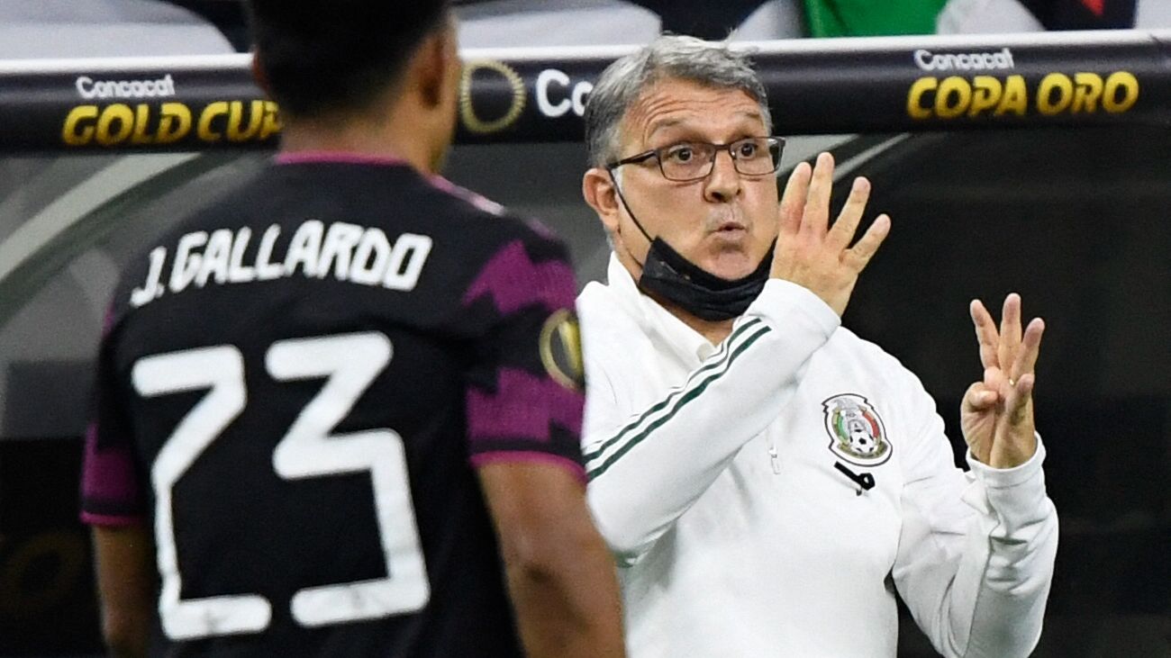 Gerardo Tata Martino Mexico