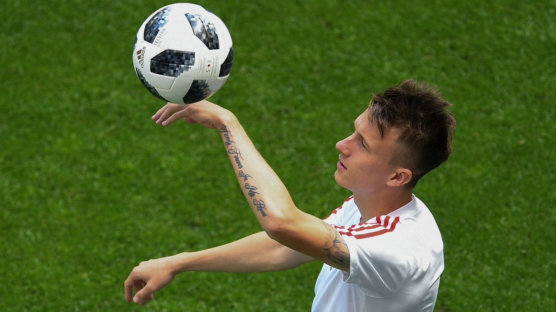 ALEKSANDR GOLOVIN