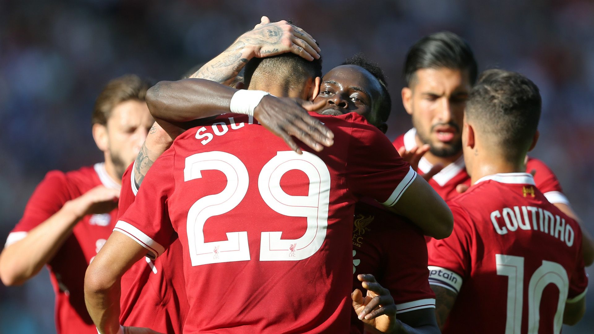 HD Dominic Solanke Liverpool celebrate