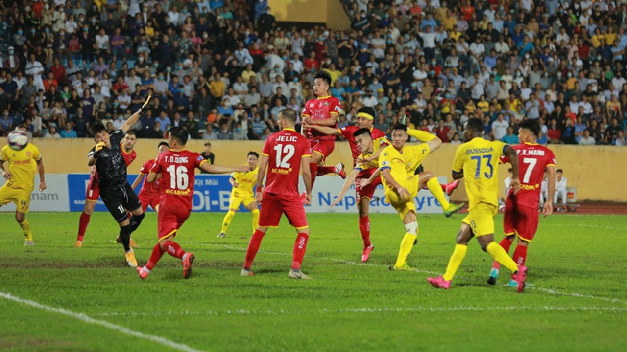 Lam Anh Quang Nam Dinh Song Lam Nghe An V.League 2021