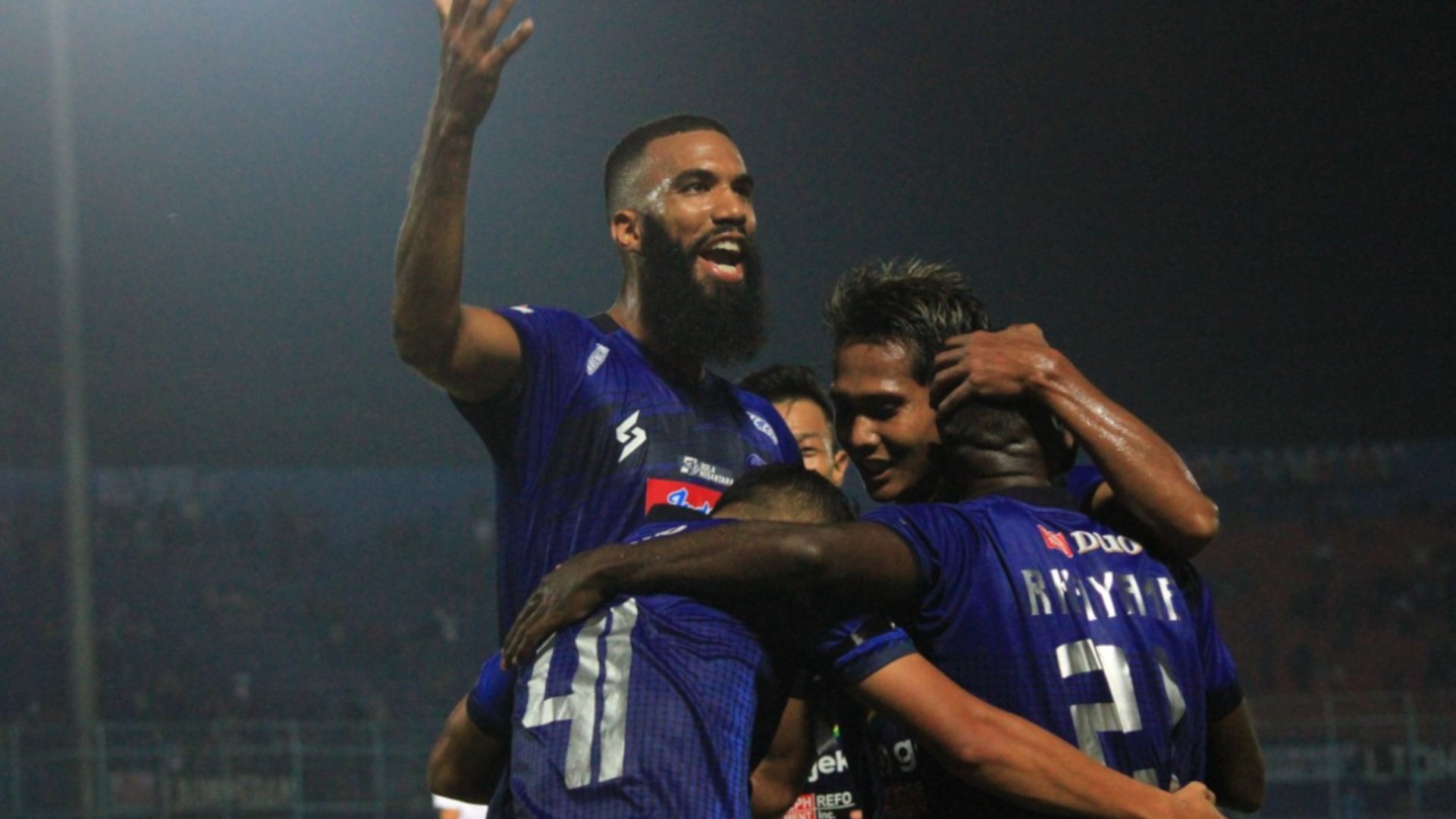 Arema FC vs Borneo FC