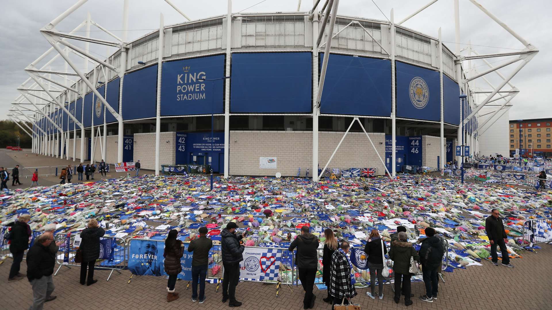 King Power Stadium tributes