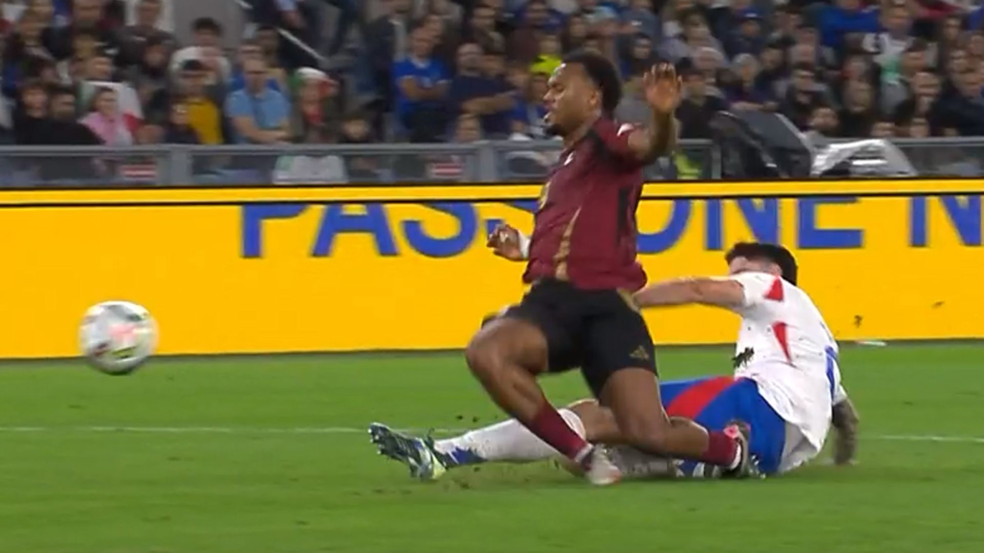 Bastoni Openda Italy Belgium 10102024