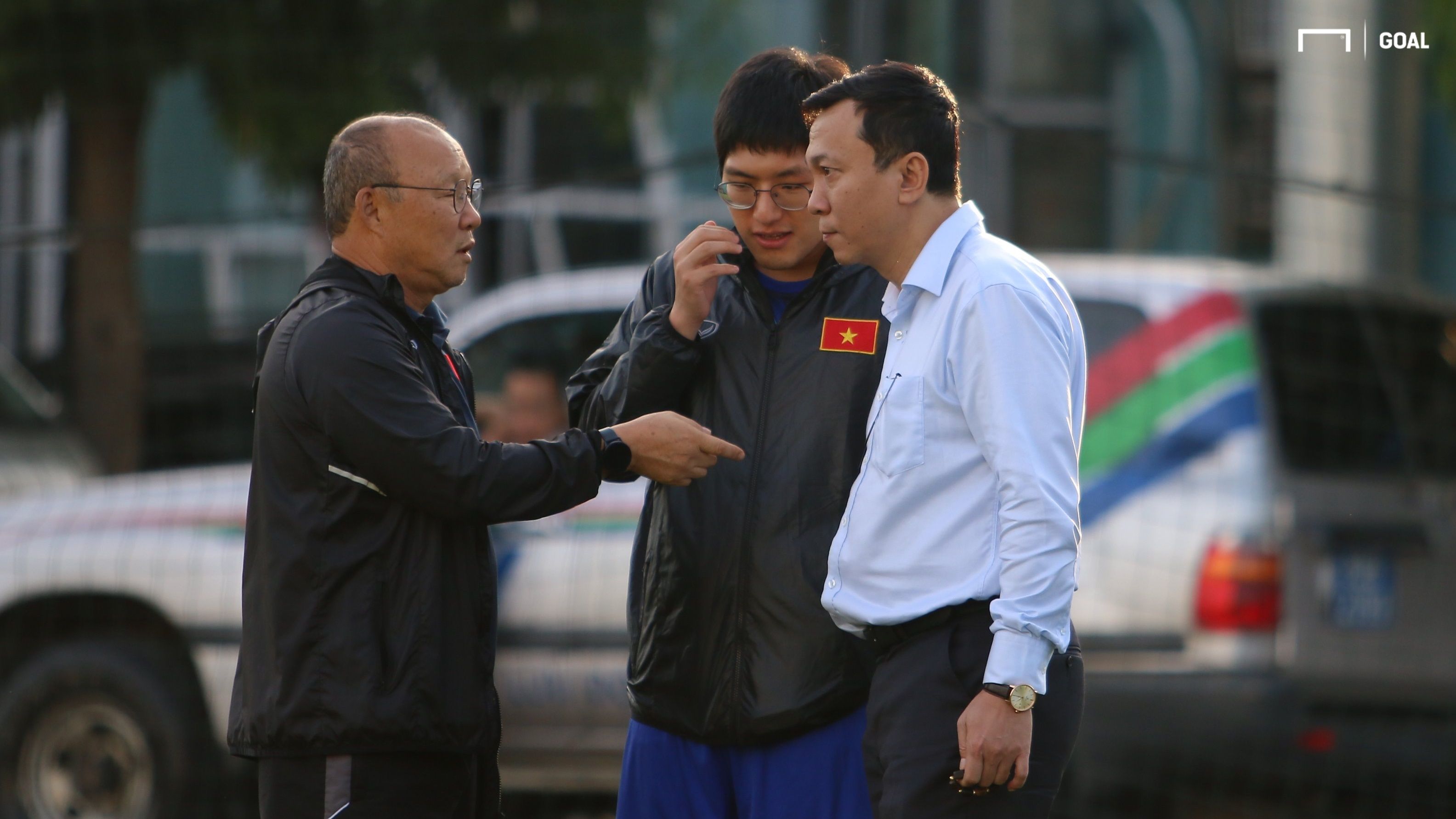 Coach Park Hang-seo - VFF Vice President Tran Quoc Tuan | Vietnamese National Football Team | Training Session | Preparing for World Cup 2022 Qualification | November 2019