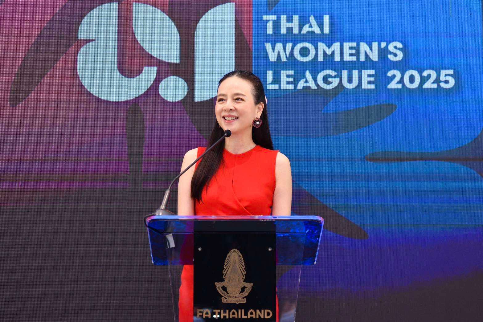 นวลพรรณ ล่ำซำ