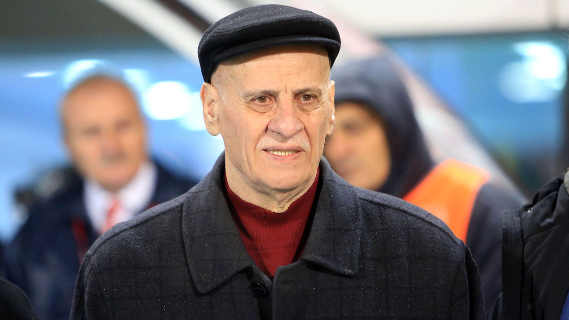 Ahmet Suat Özyazıcı 02212020