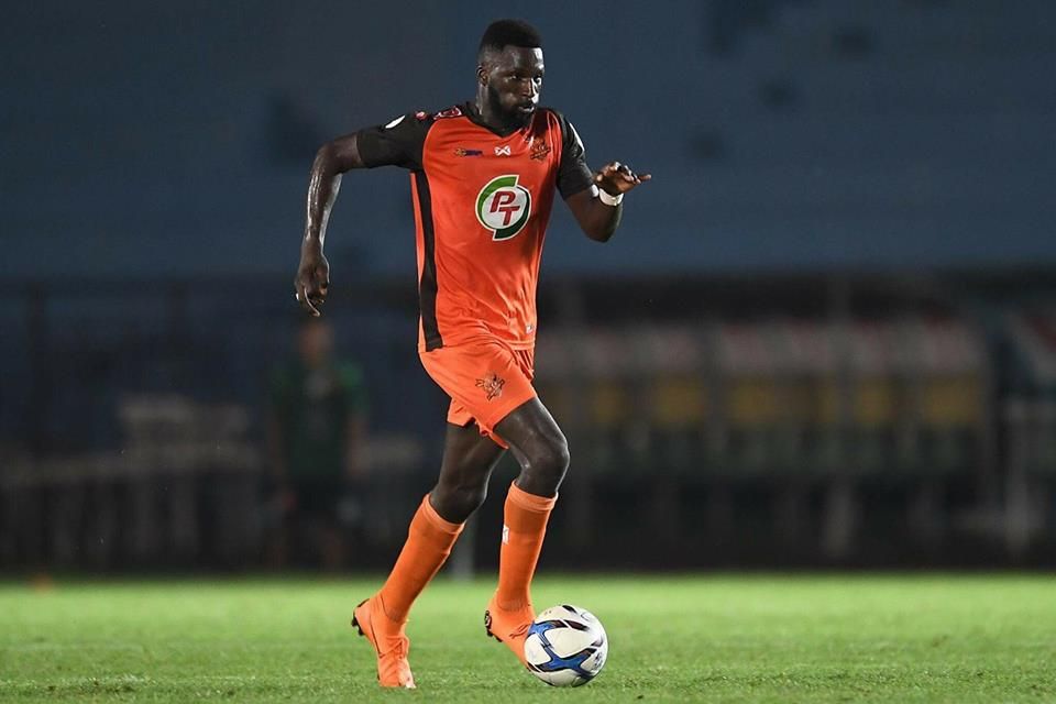 ลอนซานา ดุมบาญา