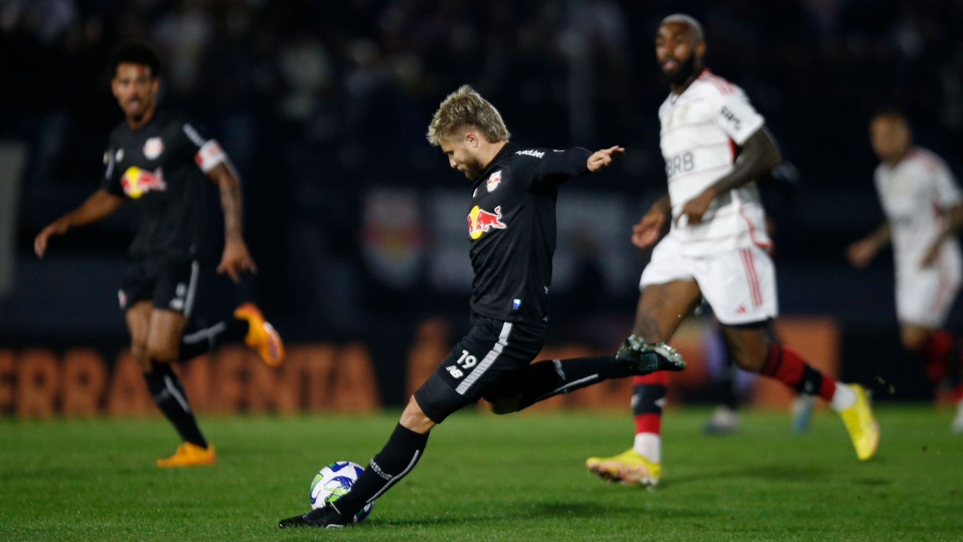 22062023 Sasha RB Bragantino Flamengo