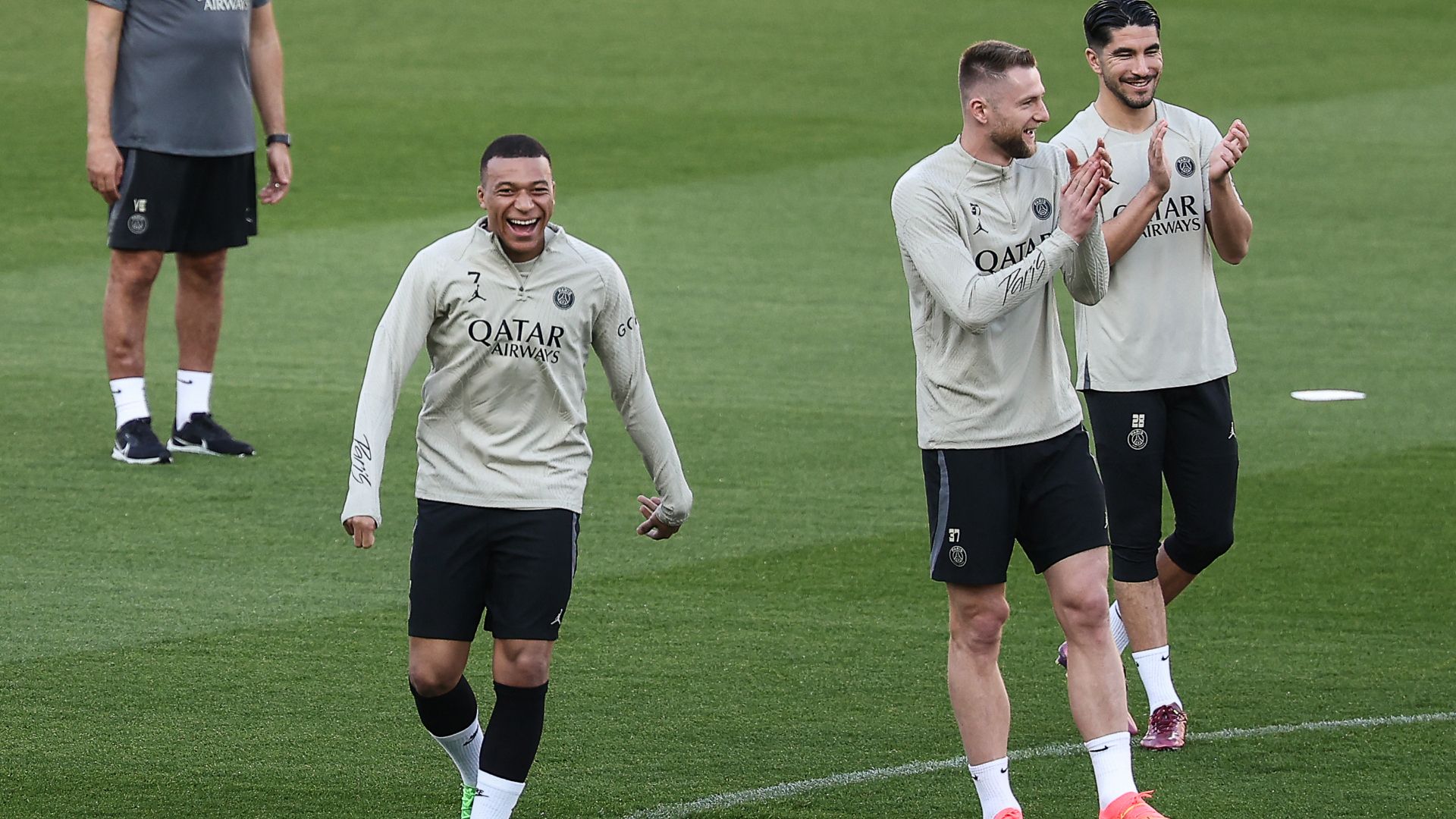 Kylian Mbappe PSG training