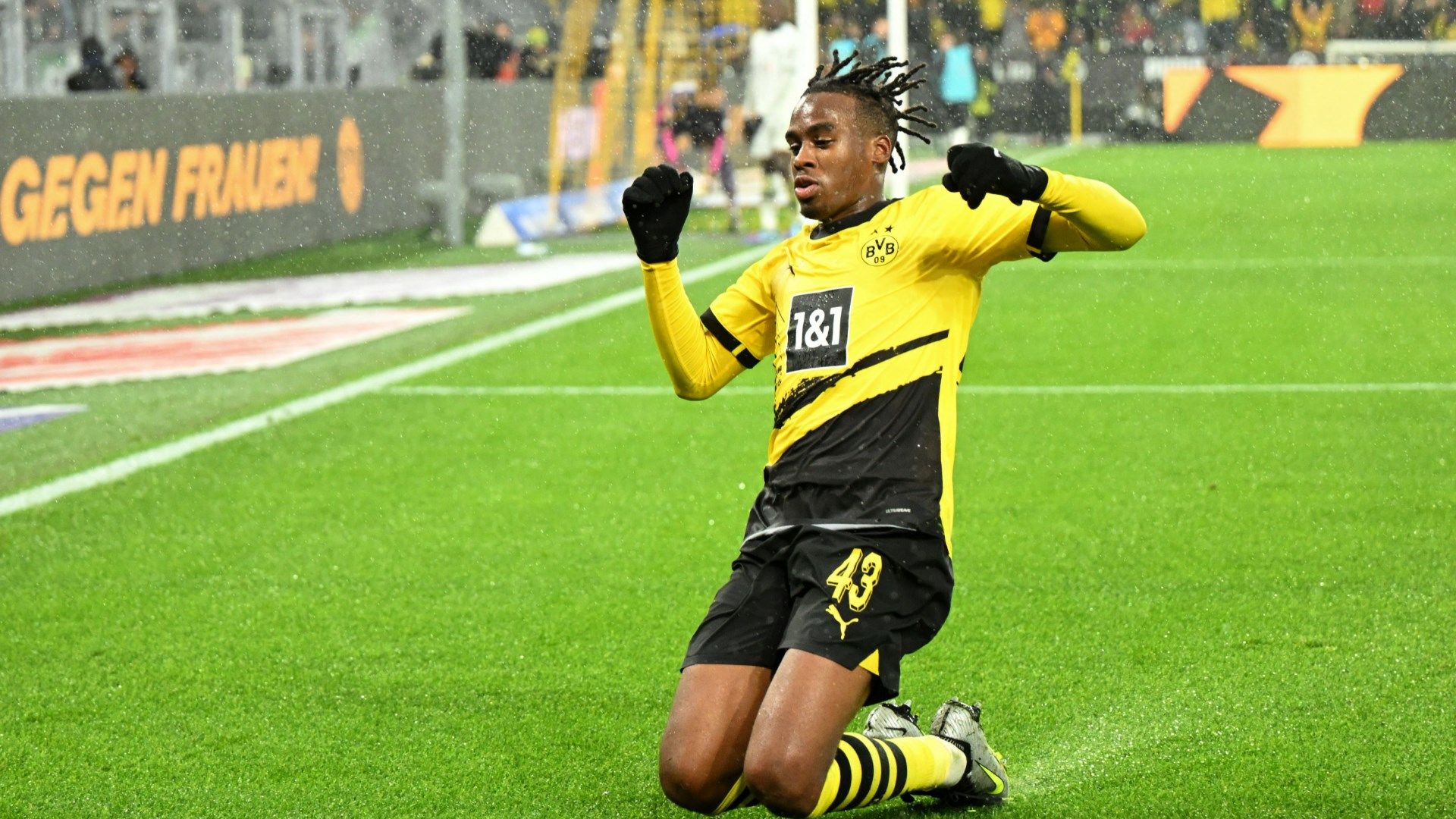 Jamie Bynoe-Gittens Dortmund 25112023