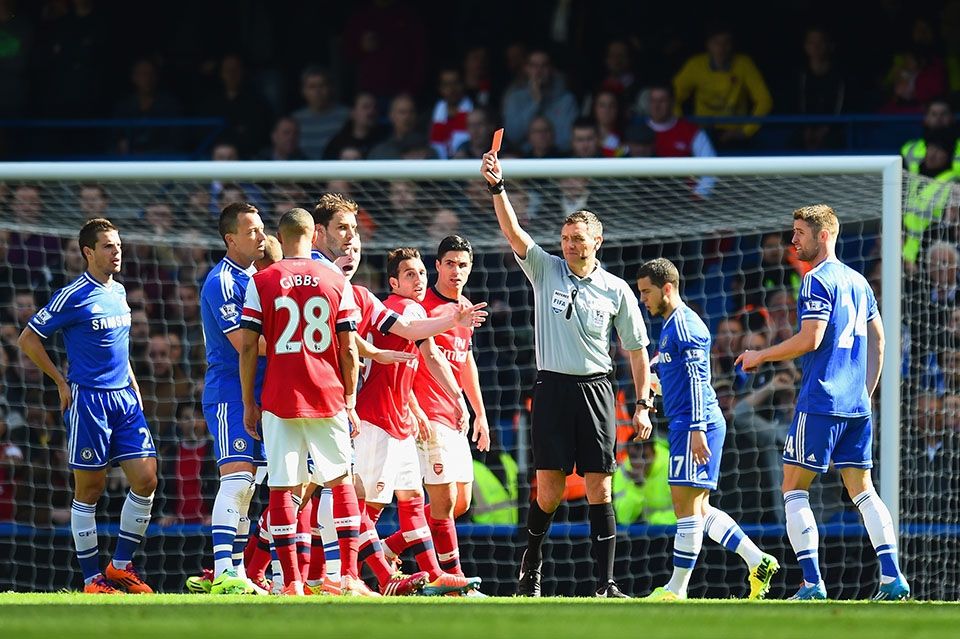 Andre Marriner shows red card to Kierran Gibbs Chelsea vs Arsenal