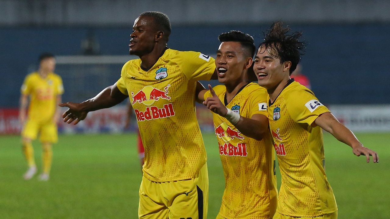 Washington Brandao Vu Van Thanh Nguyen Van Toan Hoang Anh Gia Lai