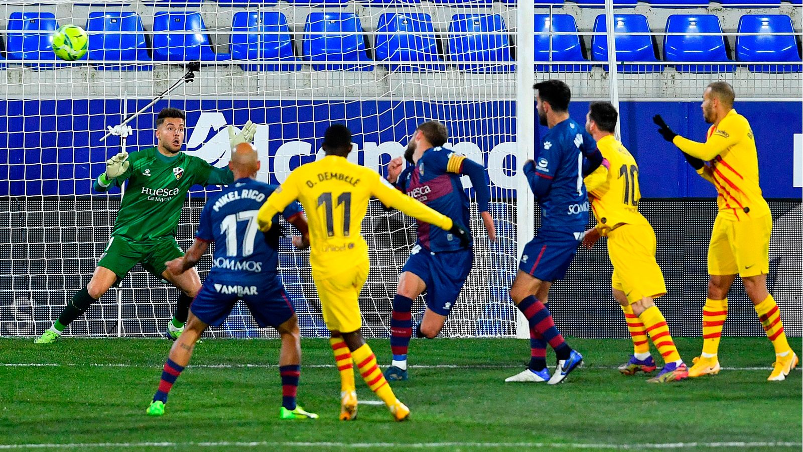 Huesca Barcelona LaLiga