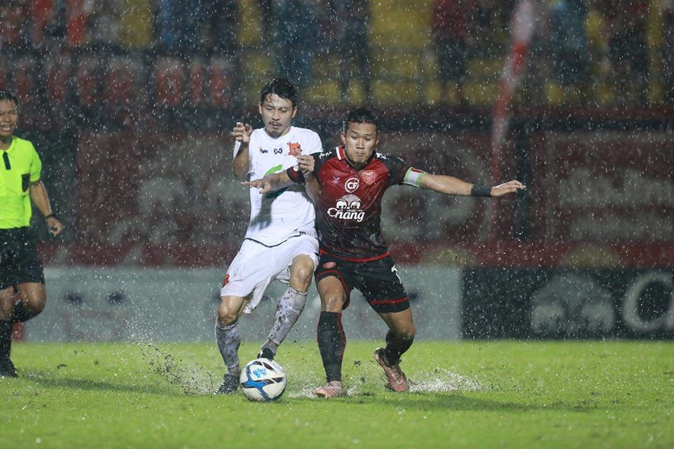 นพพล พลคำ